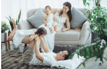 子供や赤ちゃんの写真が変わられているだけでお部屋が癒しの空間に