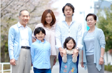 実家の家族に写真ポスター印刷キャンバスプリント