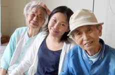 実家の両親に子供の写真でポスター印刷キャンバスプリント