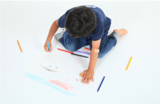 お子様が描いた絵やイラストでポスター印刷キャンバスプリント